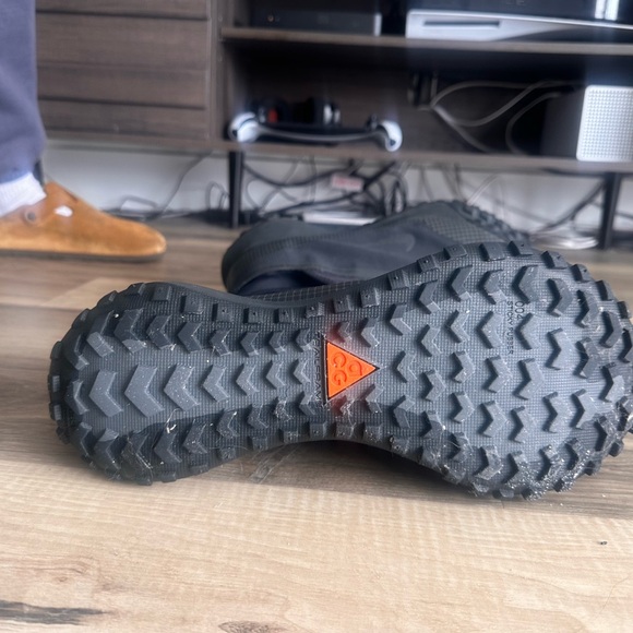 Nike ACG Mountain Fly Goretex Men's Trail Shoes - Picture 6 of 6
